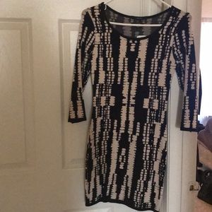 Quarter sleeve dress